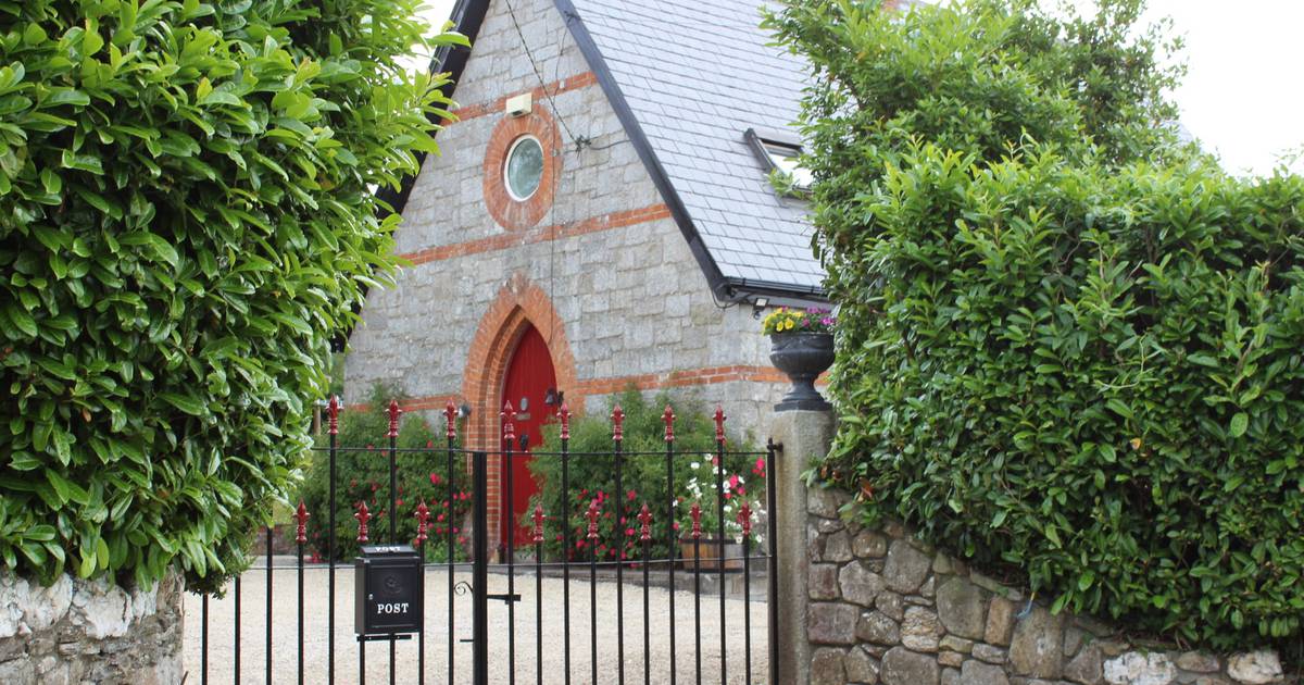 Une vieille église réinventée en maison confortable à Wicklow pour 725 000 € – The Irish Times