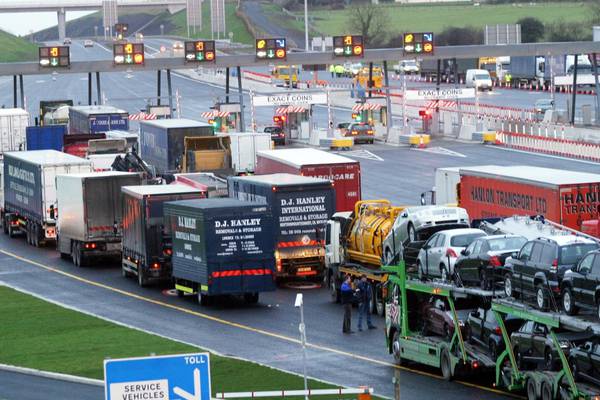 Hauliers going to France will need negative Covid-19 test from Thursday
