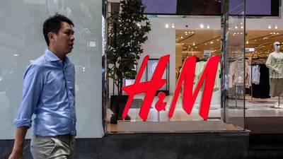 H&M reports larger-than-expected drop in sales in fourth quarter