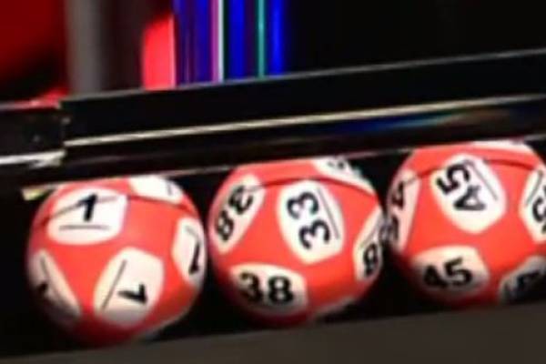 Lotto clarifies ‘illusion’ after ball appeared to have two numbers