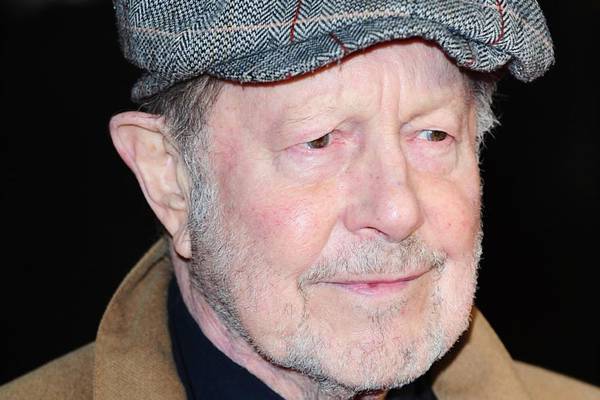 Nicolas Roeg, ‘Don’t Look Now’ and ‘Walkabout’ director, dies at 90