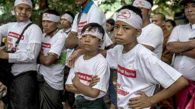 Burmese Buddhist nationalists protest over boat people