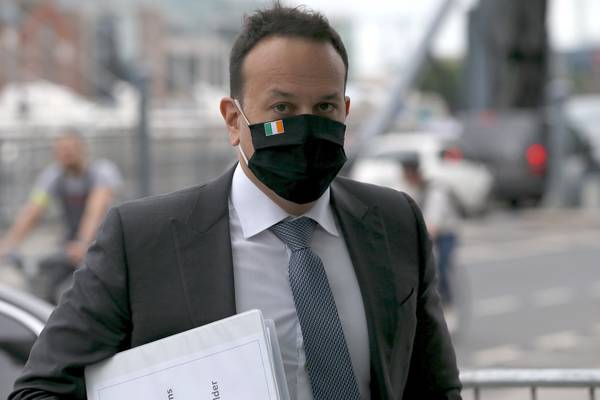 Varadkar says next easing of Covid-19 restrictions will be ‘extremely limited’