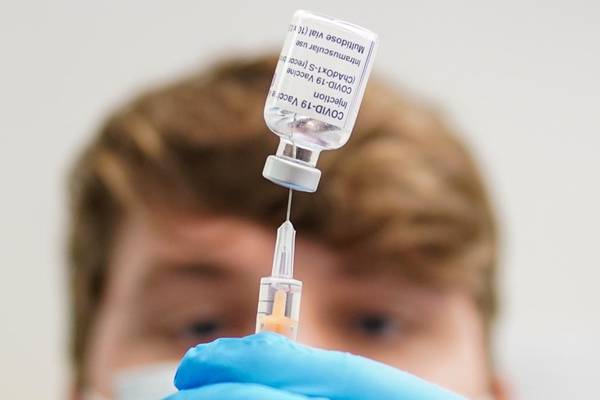 Germany set to limit AstraZeneca vaccine to under-65s
