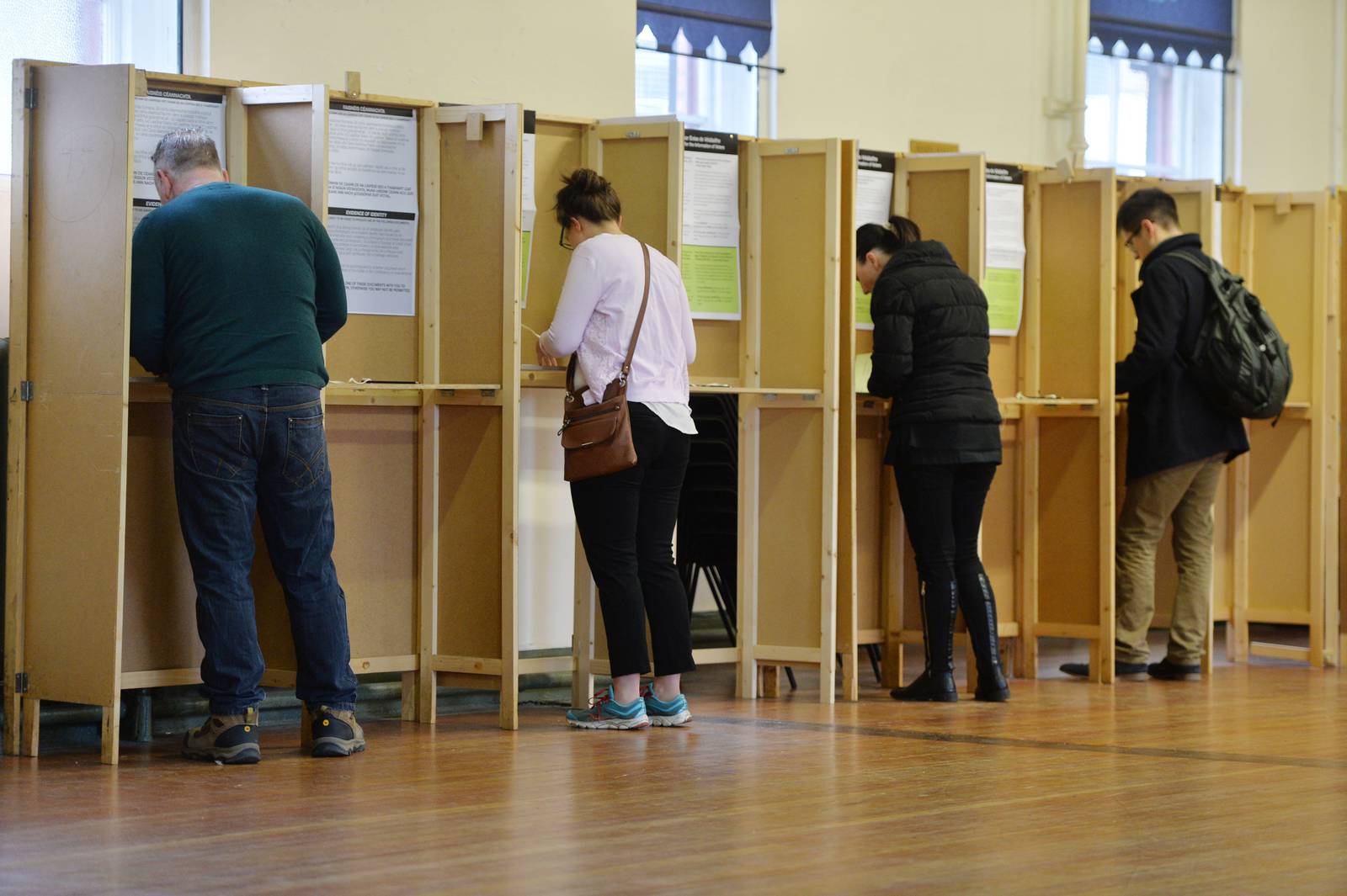 22/05/2015 - NEWS  - Voters voting in the marriage referendum and the Age of Presidential Candidates referendum at St. Andrews Rescource Centre, Pearse street in Dublin.
Photograph: Alan Betson / The Irish Times