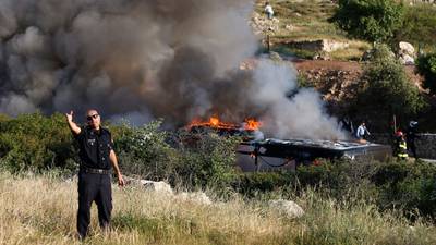 Jerusalem bus explosion wounds at least 15 people