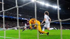 Barcelona take top spot with win over PSG