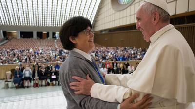 Pope Francis to consider idea of women deacons