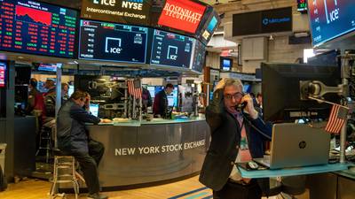 US stocks suffer another rout as investors look to Fed