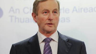 Kenny says  report on paramilitaries is of serious concern