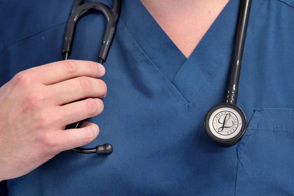 Eight out of 10 trainee doctors thinking of leaving Ireland to work