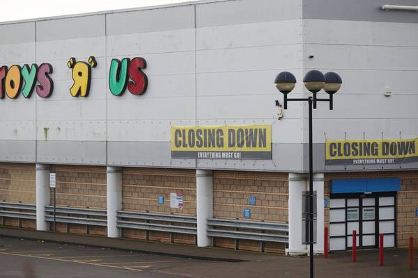Toys R Us to close all UK stores after failing to find buyer