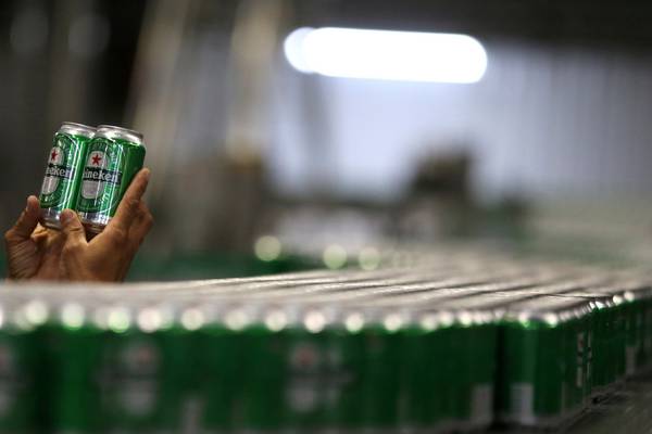 Heineken sells more beer in all regions, but Mexico dips