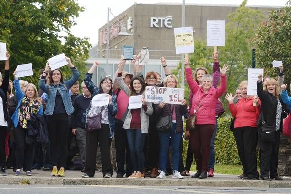 Deaf community protest over RTÉ Irish Sign Language provision