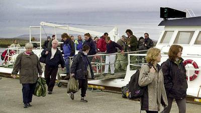 Solution urged over threatened cut to Aran island ferry service