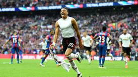 Manchester United edge Crystal Palace in poor FA Cup final
