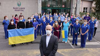 HSE’s minute’s silence was ‘emotional’, Ukrainian doctor in Dublin says