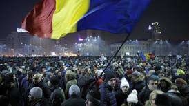 Romanian magistrates challenge move to decriminalise corruption
