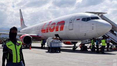 Lion Air pilots ‘scoured handbook’ in minutes before crash