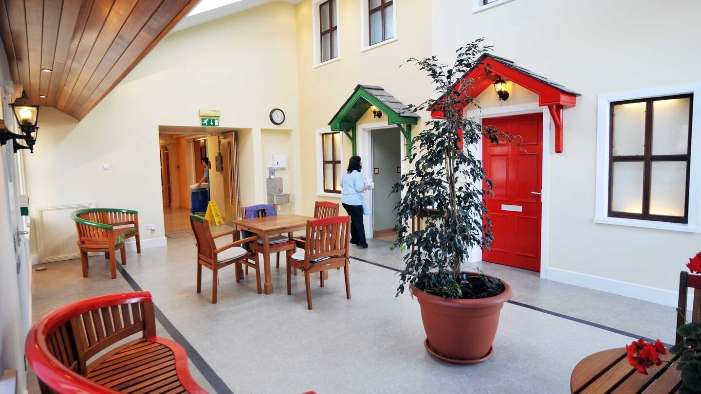 Covid and non-Covid dementia residents shared room at care facility