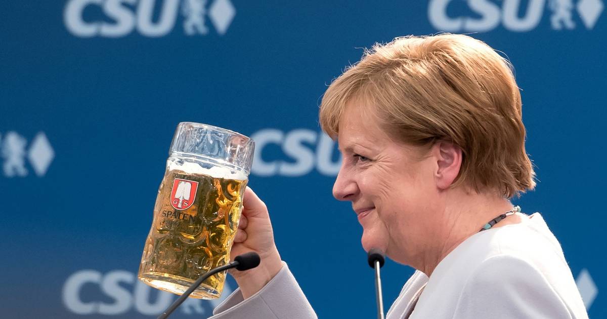 Angela Merkel Says Europe Must Take Fate Into Own Hands The Irish Times