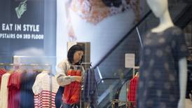 Fewer shoppers willing to spend on pricey goods, survey finds