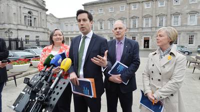 Fine Gael denies Dáil reform plans are bait to lure Independents
