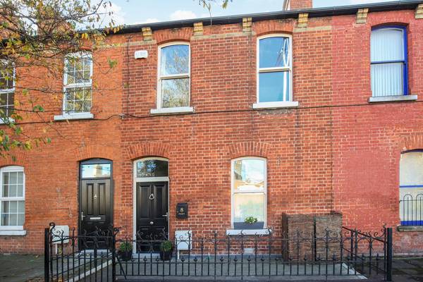 Terrace turnaround with further potential on Fairview Strand for €435k
