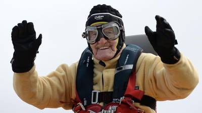 93-year-old wingwalker breaks own world record