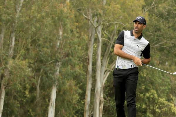 Alvaro Quiros closes with birdie to take one-shot lead in Morocco