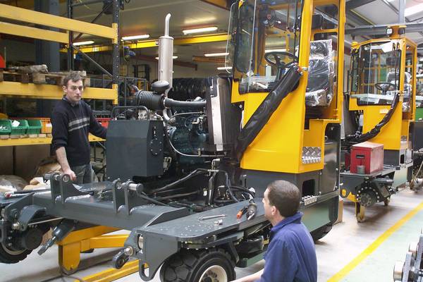 Combilift signs €1m contract during French trade visit