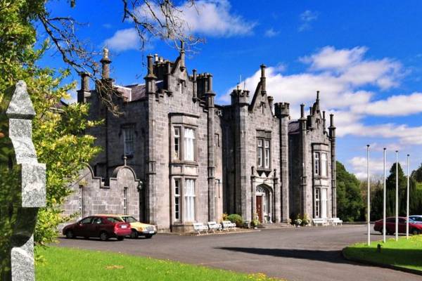 Live like a king or queen in an Irish castle for €99