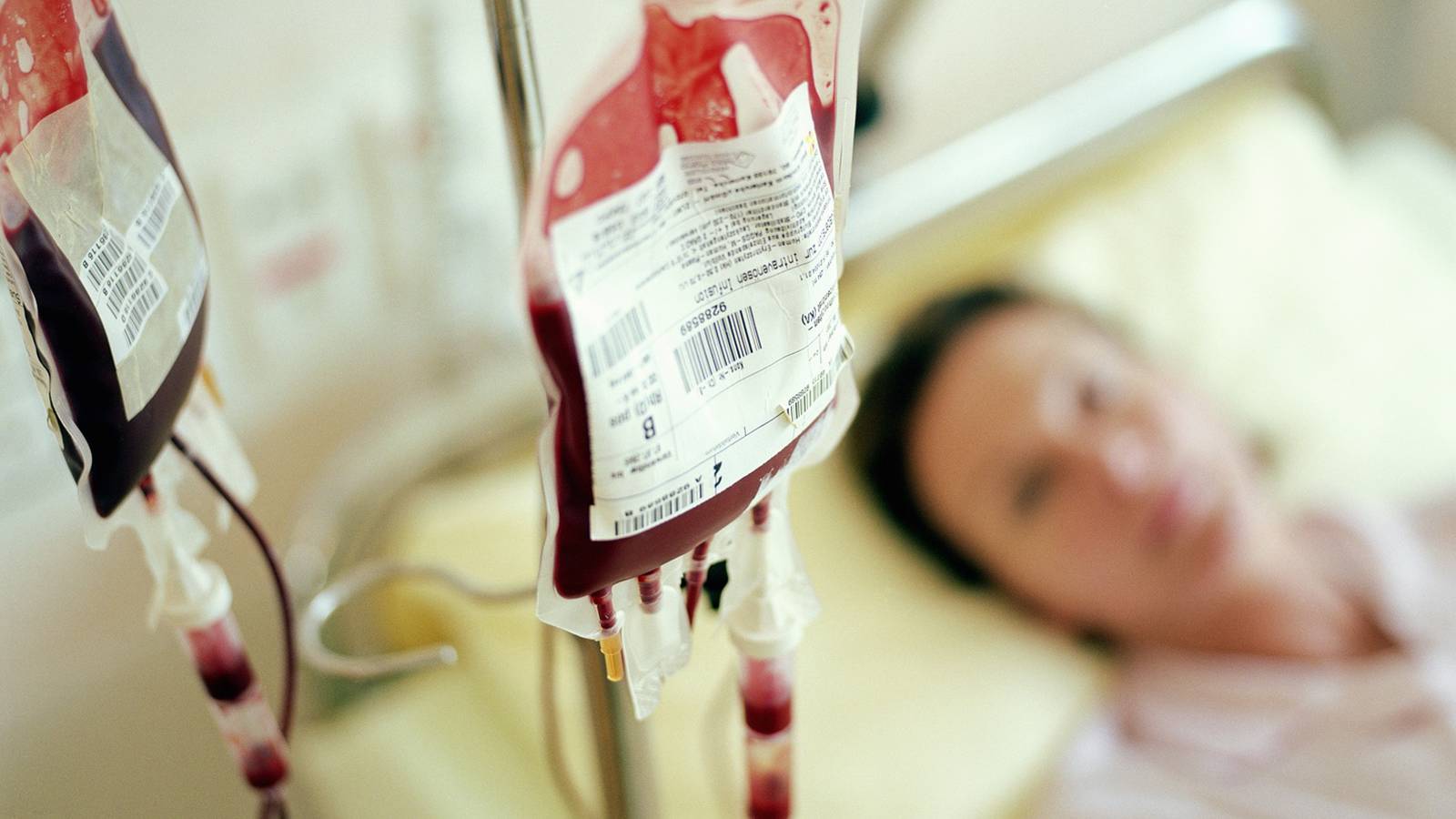 Синдром донора. Переливание крови больному.