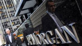 JPMorgan beats profit estimates as dealmaking boom softens trading decline