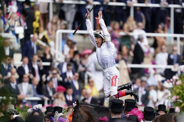 Frankie Dettori to ride at Killarney festival next week