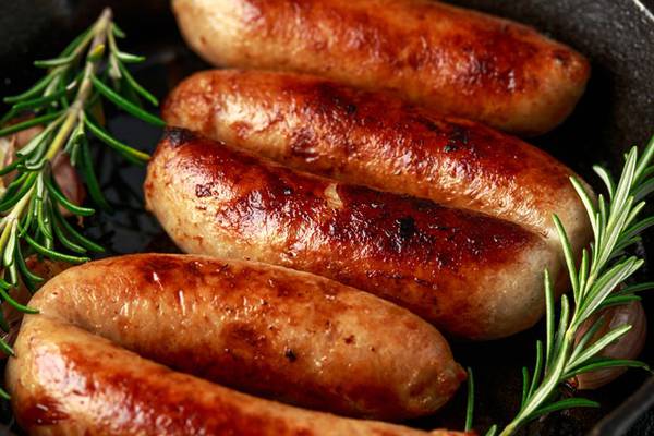 Brexit: Rush for last-minute deal to let sausages into North