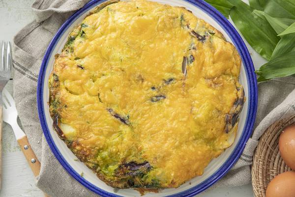 Cheese, onion and wild garlic frittata