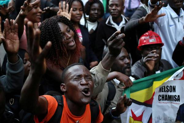 Tensions rise in Harare as Zimbabweans await election outcome