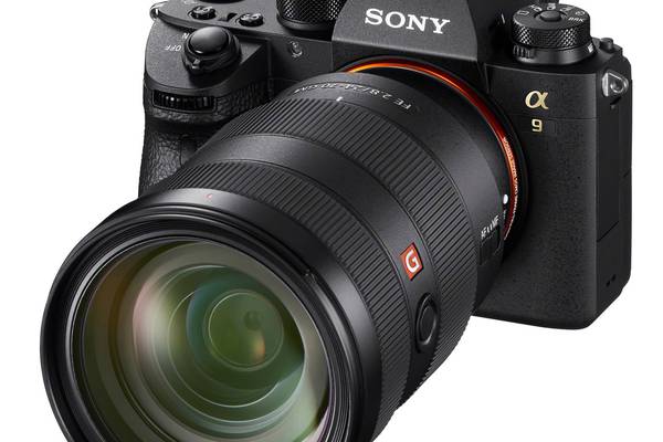 Sony A9 mirrorless camera will delight professionals