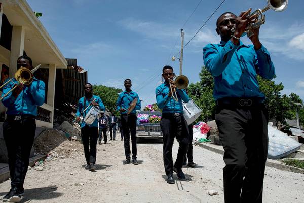 ‘Painful days ahead’ as Haitians struggle to count lives lost in earthquake