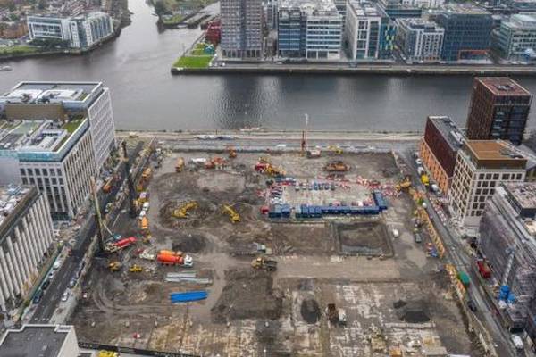 Refuse Johnny Ronan docklands scheme, council planners say