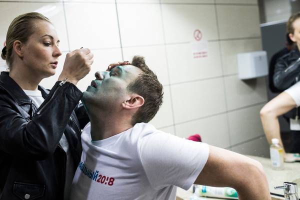Injured Kremlin critic Alexei Navalny says Russia preventing travel