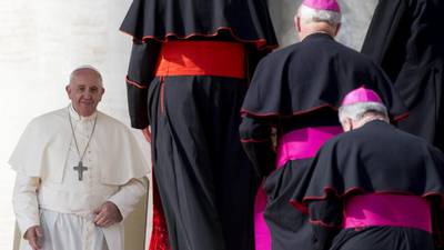 Signs of discord at synod on family