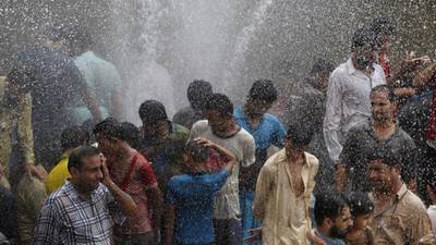 Karachi morgues run out of space as heat wave kills 1,000