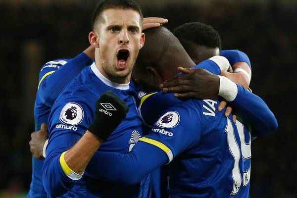 Southampton capitulate after Everton finally break resistance