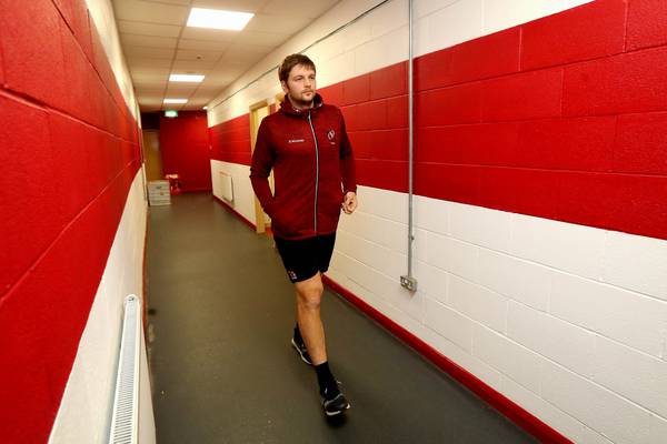 Iain Henderson comes into Ulster team for trip to Leicester