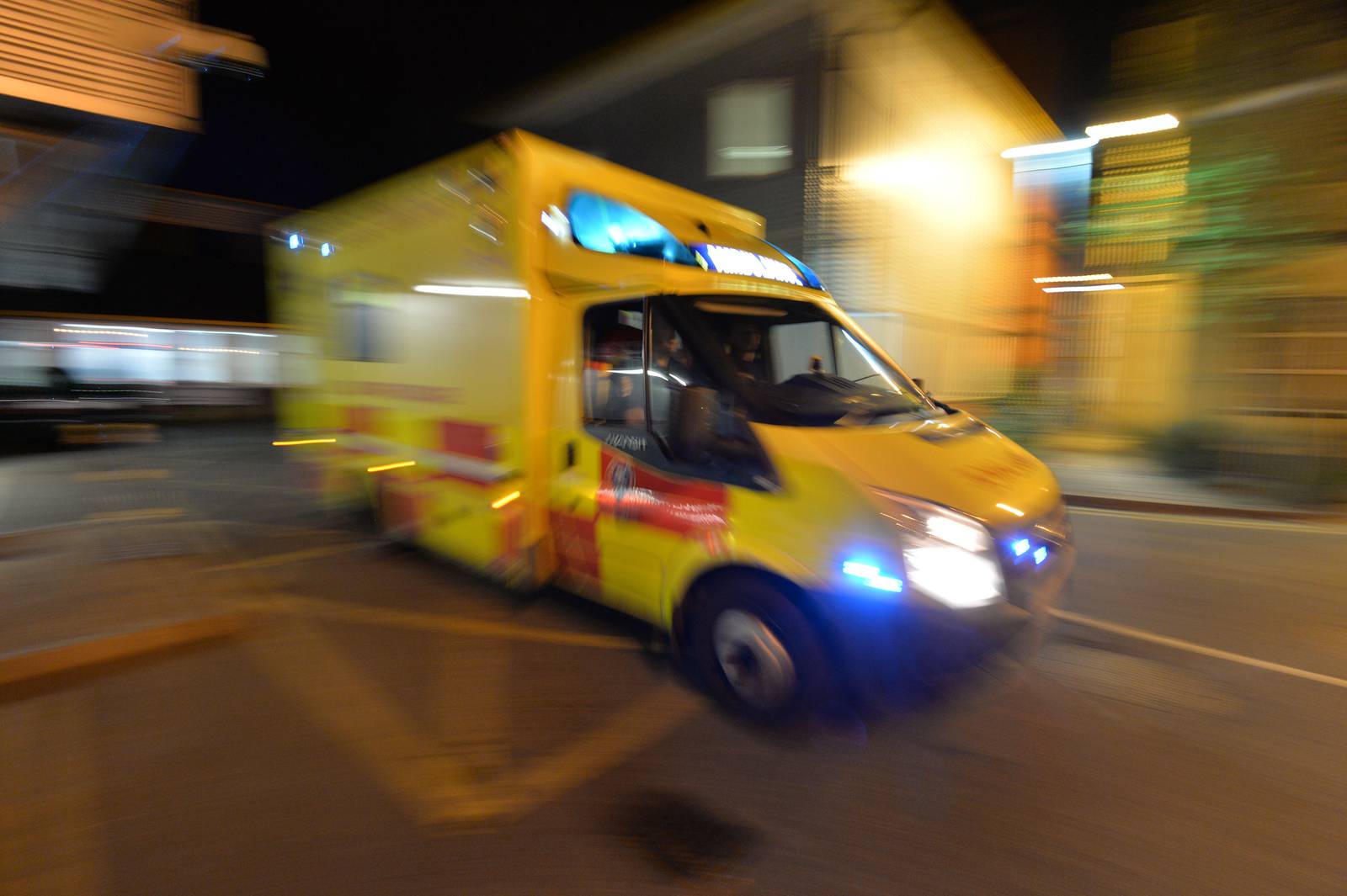 14/09/2013 - FEATURES MAGAZINE - 01.46am An Ambulance arrives bringing a patient to Medical staff working in the A&E Accident and Emergency Department of St. James's Hospital 
Photograph: Alan Betson / THE IRISH TIMES              

         


AMBULANCE  ... STOCK..... FILE...