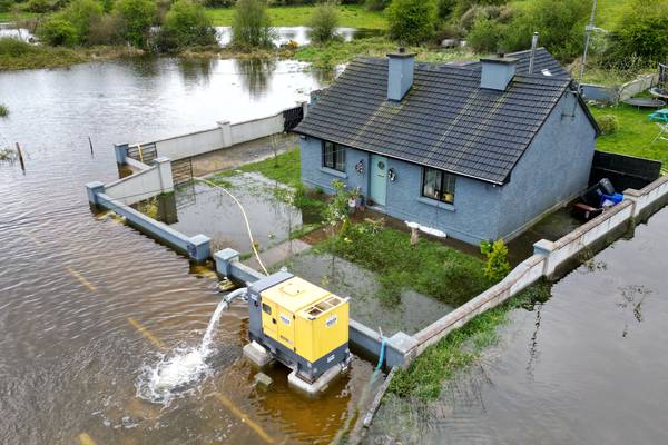'It's an emergency situation': Rising flood waters threaten more homes in Roscommon
