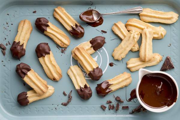 Chocolate-dipped Viennese fingers