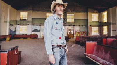 David Rawlings takes a step towards Bob Dylan and Neil Young